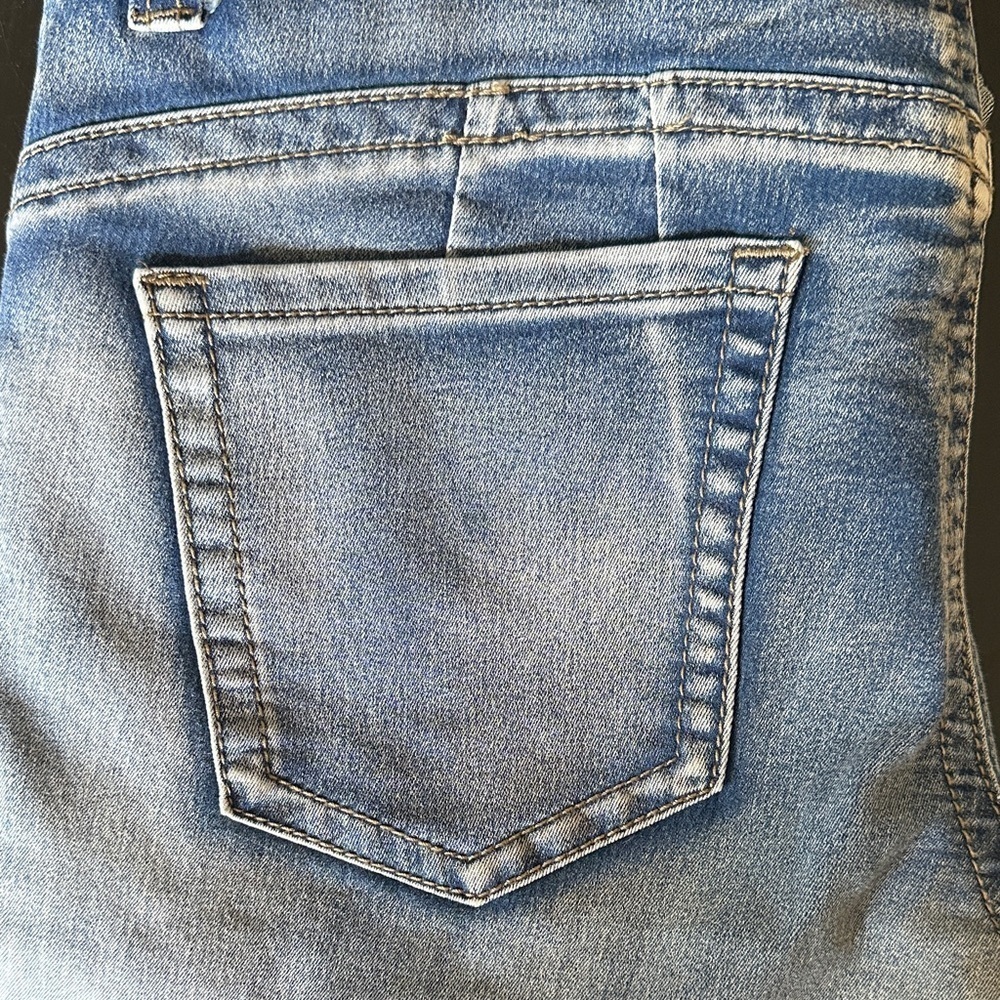 VIP Women's Jeggings - Picture 6 of 8